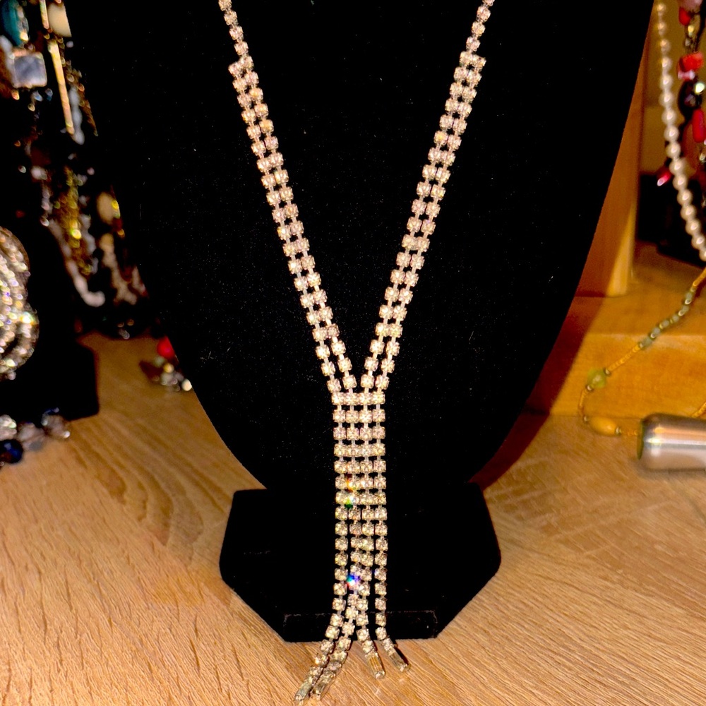 Unsigned, Weiss tassel rhinestone necklace